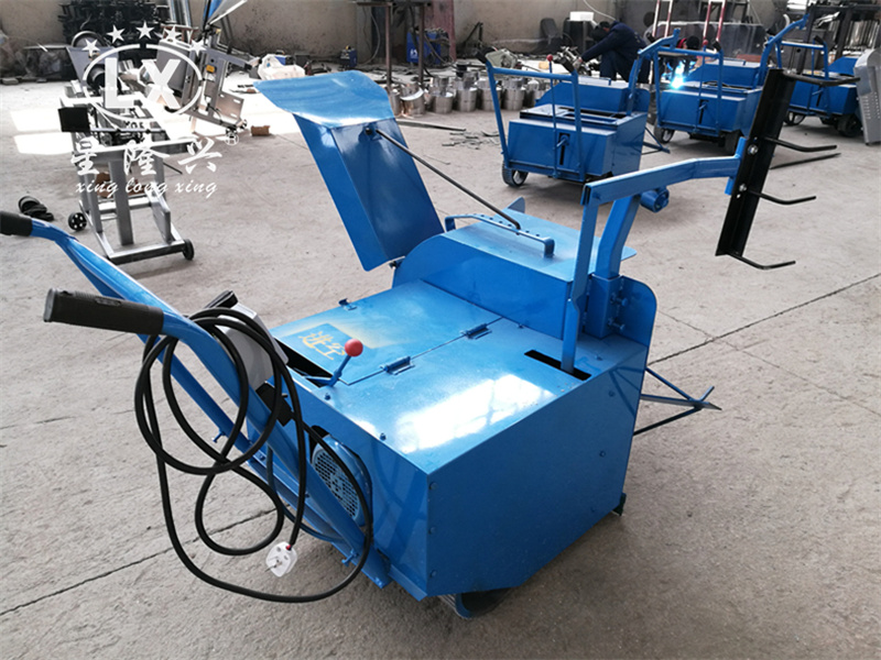 自走式電動拌料機 自走式電動拌料機