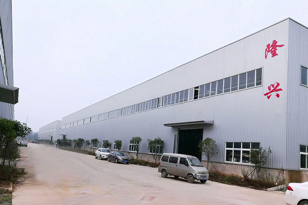 專業(yè)從事食用菌機(jī)械技術(shù)和產(chǎn)品制造